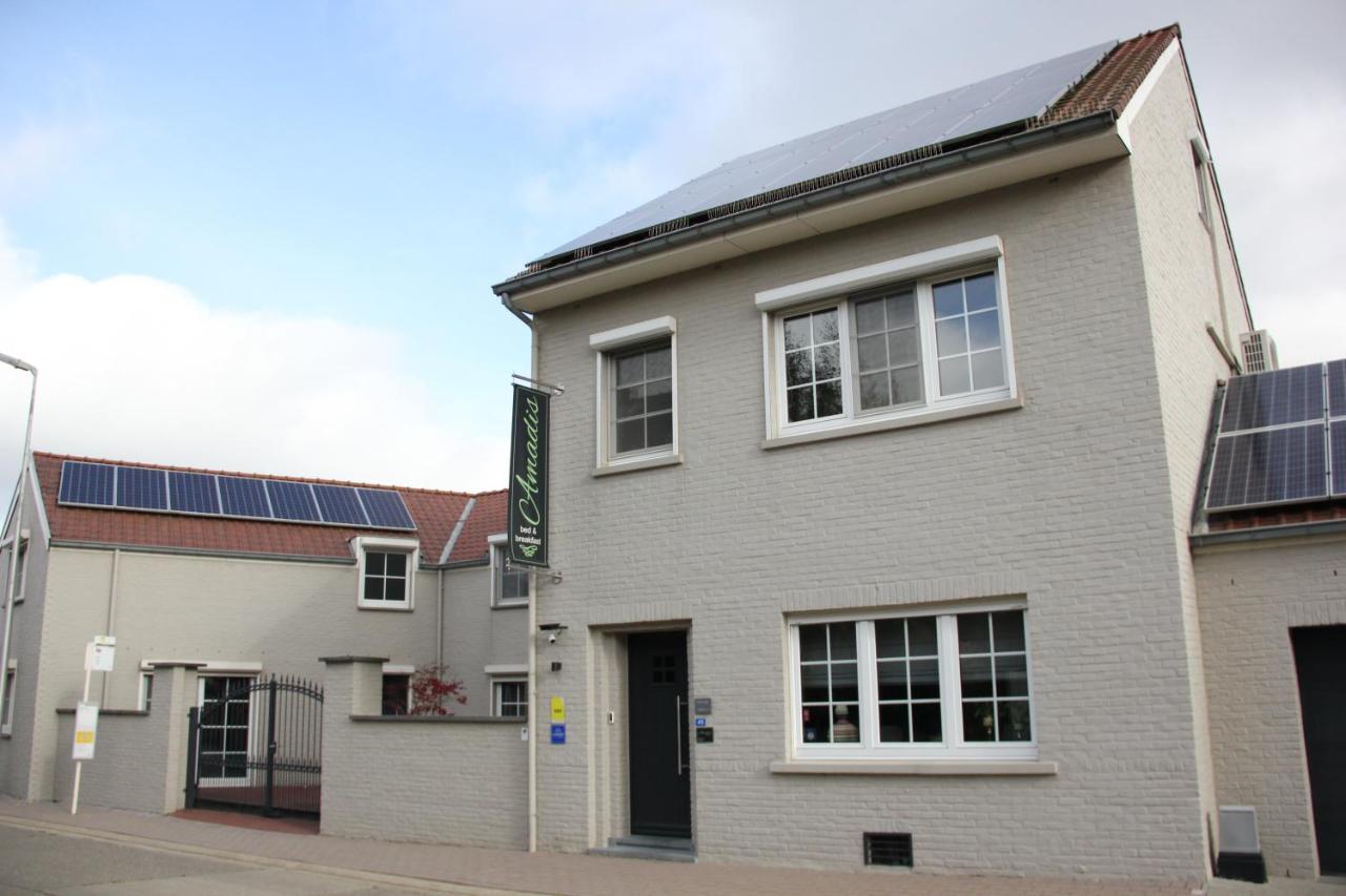 Amadis Kesselt Exterior foto